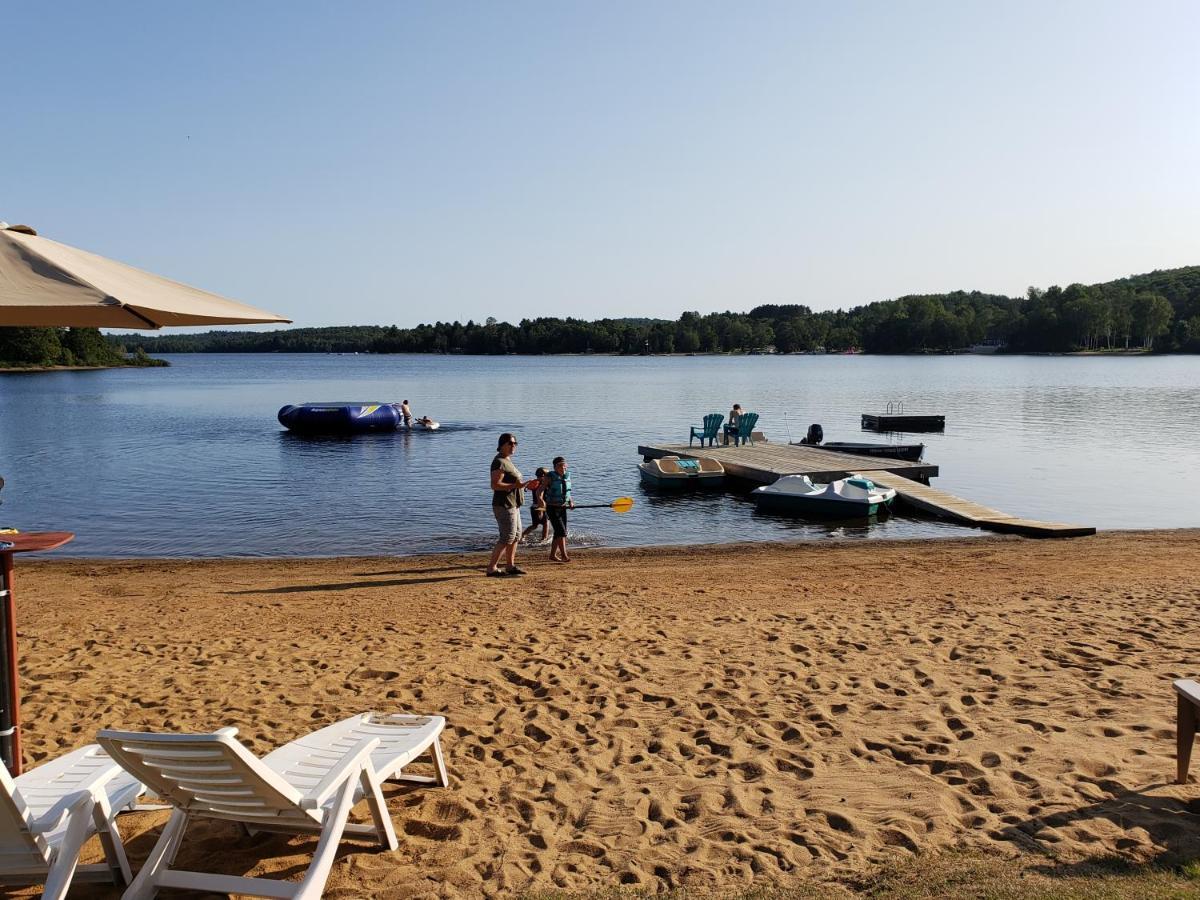 Parkway Cottage Resort And Trading Post Dwight Ngoại thất bức ảnh